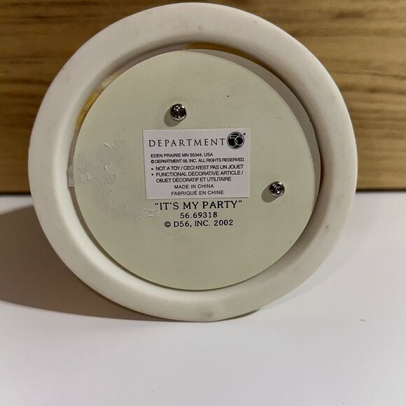 Department 56 Snowbabies Happy Birthday ‘Its My Party’ Music Box - Picture 6 of 8